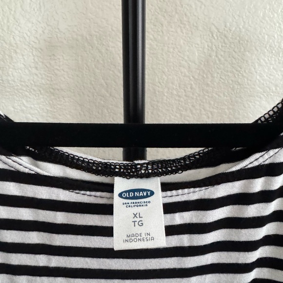 BUNDLE OF 3 Women’s Old Navy Sleeveless Dresses - Picture 9 of 13